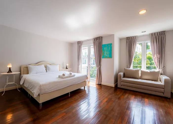 3 Bedroom Spacious In Downtown Near Mrt Bts Asok Station * Bangkok