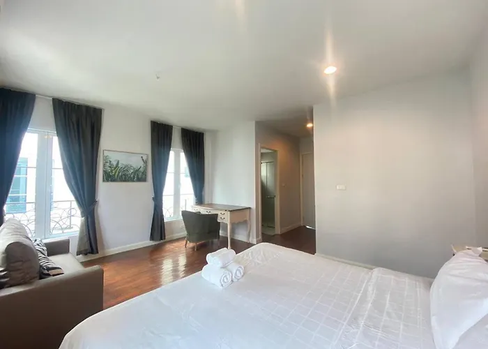3 Bedroom Spacious In Downtown Near Mrt Bts Asok Station Сasa de vacaciones *