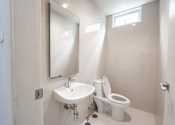 Сasa de vacaciones 3 Bedroom Spacious In Downtown Near Mrt Bts Asok Station *