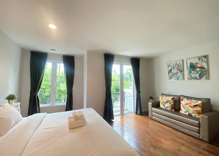 3 Bedroom Spacious In Downtown Near Mrt Bts Asok Station Сasa de vacaciones