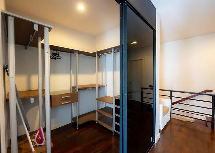 Сasa de vacaciones 3 Bedroom Spacious In Downtown Near Mrt Bts Asok Station *