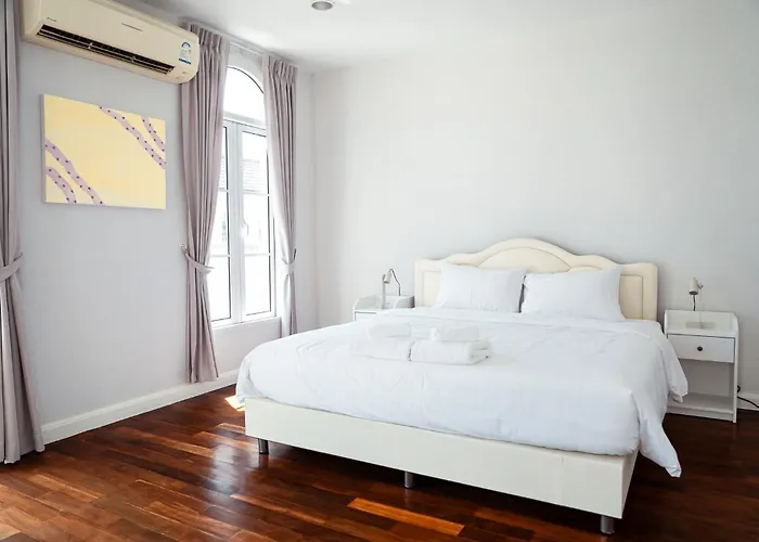 Сasa de vacaciones 3 Bedroom Spacious In Downtown Near Mrt Bts Asok Station Bangkok